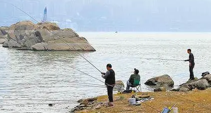 2022年一杆一钩可以在禁渔期钓鱼吗？ 第2张